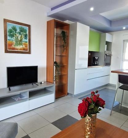 Residence Daska II Njivice Esterno foto