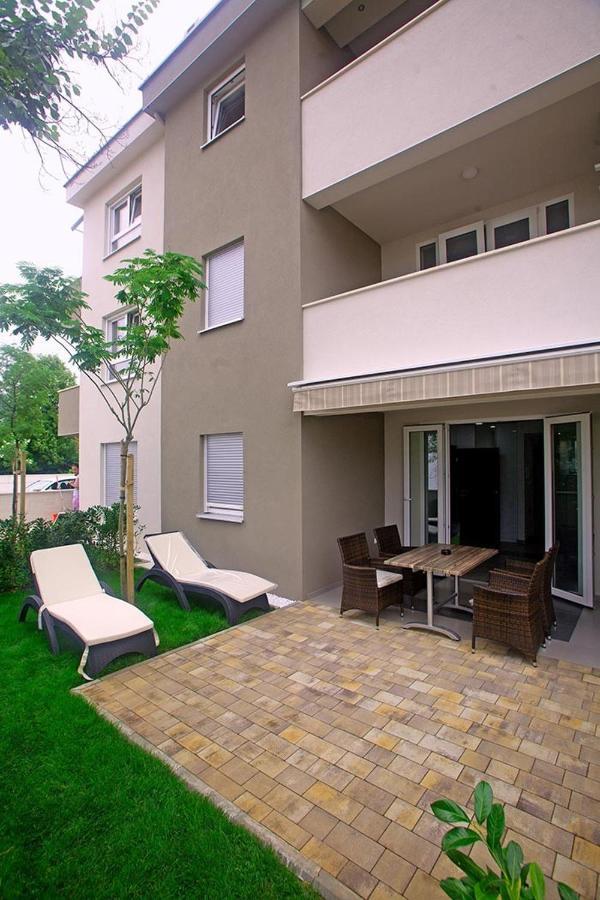 Residence Daska II Njivice Esterno foto