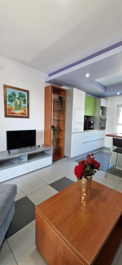 Residence Daska II Njivice Esterno foto